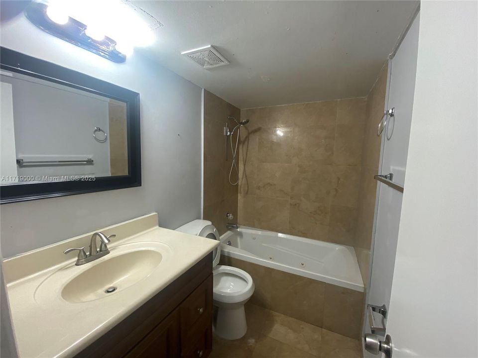 For Rent: $2,750 (3 beds, 2 baths, 1180 Square Feet)