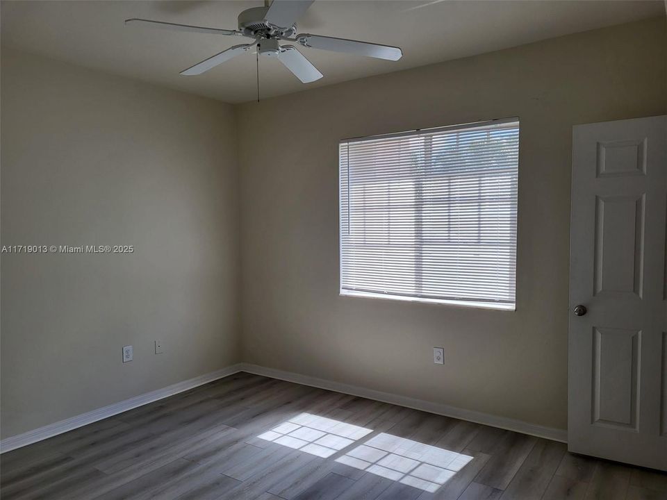 For Rent: $2,150 (2 beds, 2 baths, 1141 Square Feet)