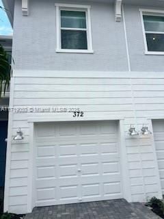 For Rent: $2,300 (3 beds, 2 baths, 1635 Square Feet)