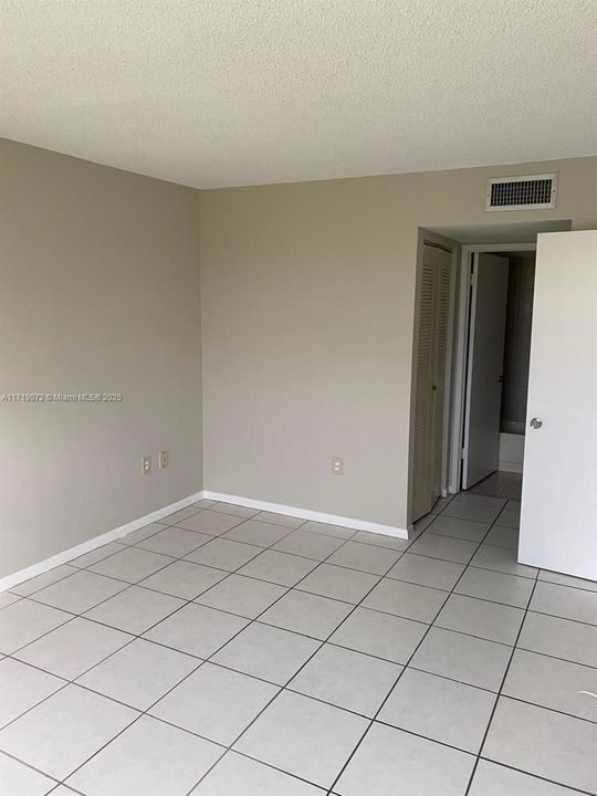 For Rent: $2,400 (2 beds, 2 baths, 0 Square Feet)