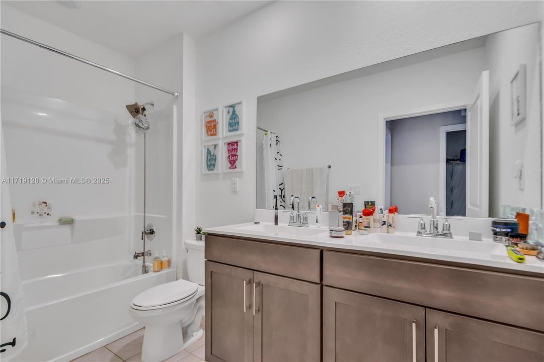 For Sale: $539,000 (4 beds, 2 baths, 2138 Square Feet)