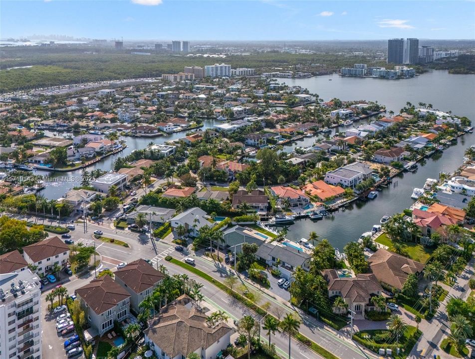 For Sale: $3,750,000 (4 beds, 2 baths, 2723 Square Feet)