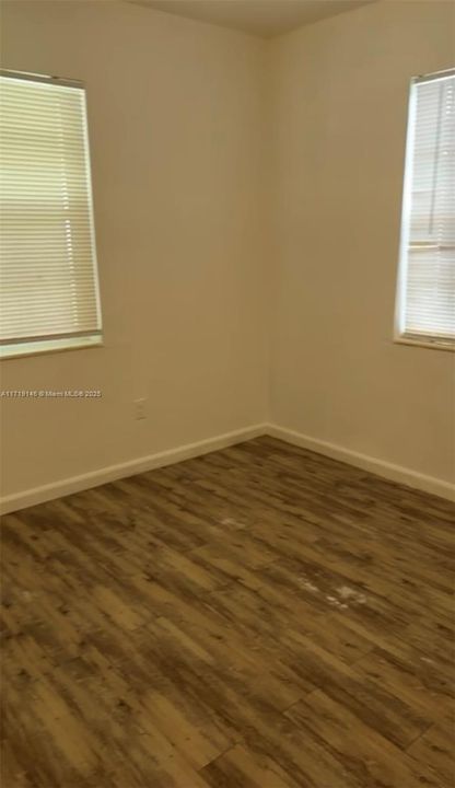 For Rent: $1,650 (1 beds, 1 baths, 1188 Square Feet)