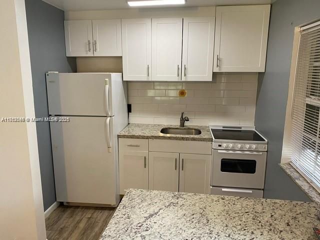 For Rent: $1,650 (1 beds, 1 baths, 1188 Square Feet)