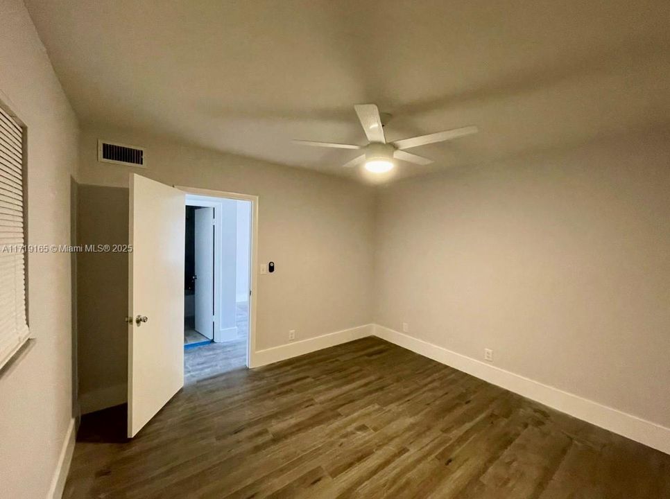 For Rent: $1,625 (1 beds, 1 baths, 550 Square Feet)