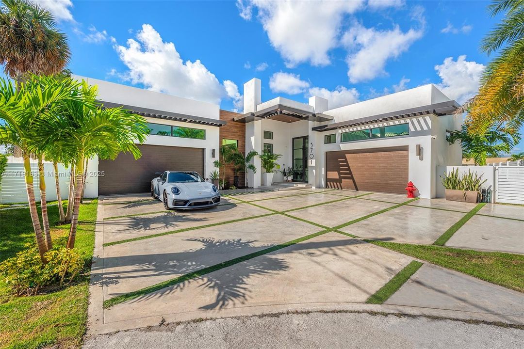 En Venta: $7,250,000 (3 camas, 4 baños, 3122 Pies cuadrados)