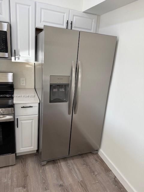 For Sale: $270,000 (2 beds, 1 baths, 715 Square Feet)