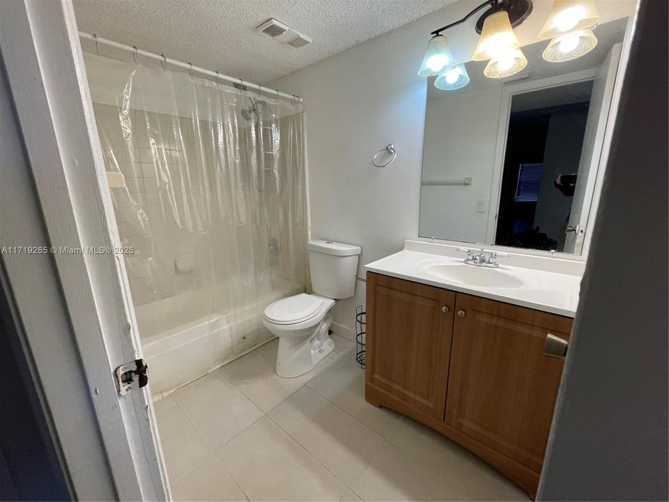 For Rent: $2,000 (2 beds, 2 baths, 1148 Square Feet)