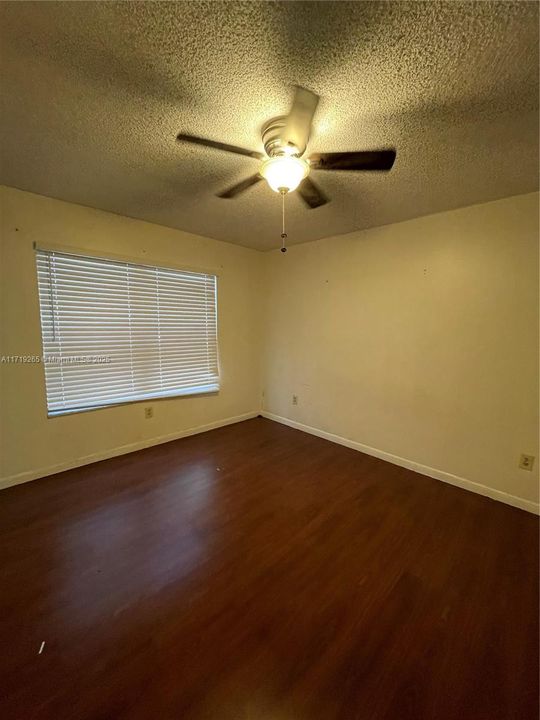 For Rent: $2,000 (2 beds, 2 baths, 1148 Square Feet)