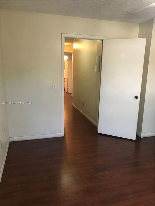 For Rent: $2,000 (2 beds, 2 baths, 1148 Square Feet)