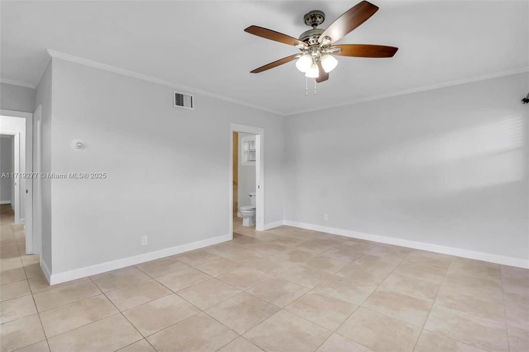 For Rent: $4,600 (3 beds, 3 baths, 2341 Square Feet)