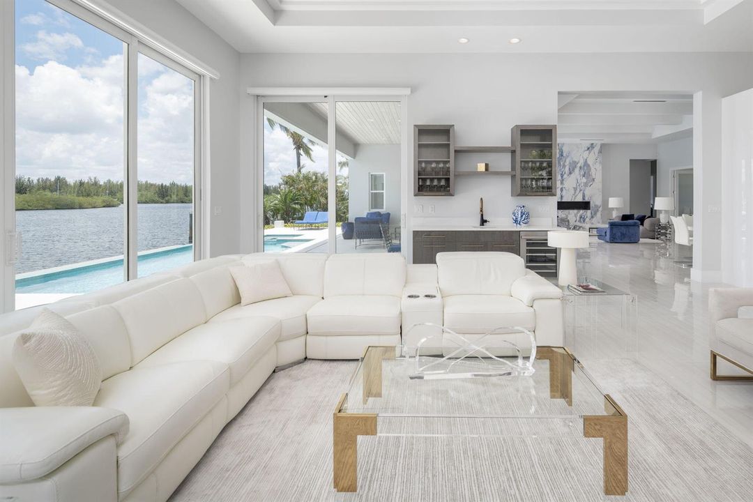 43-web-or-mls-3937 Indian River Dr-35