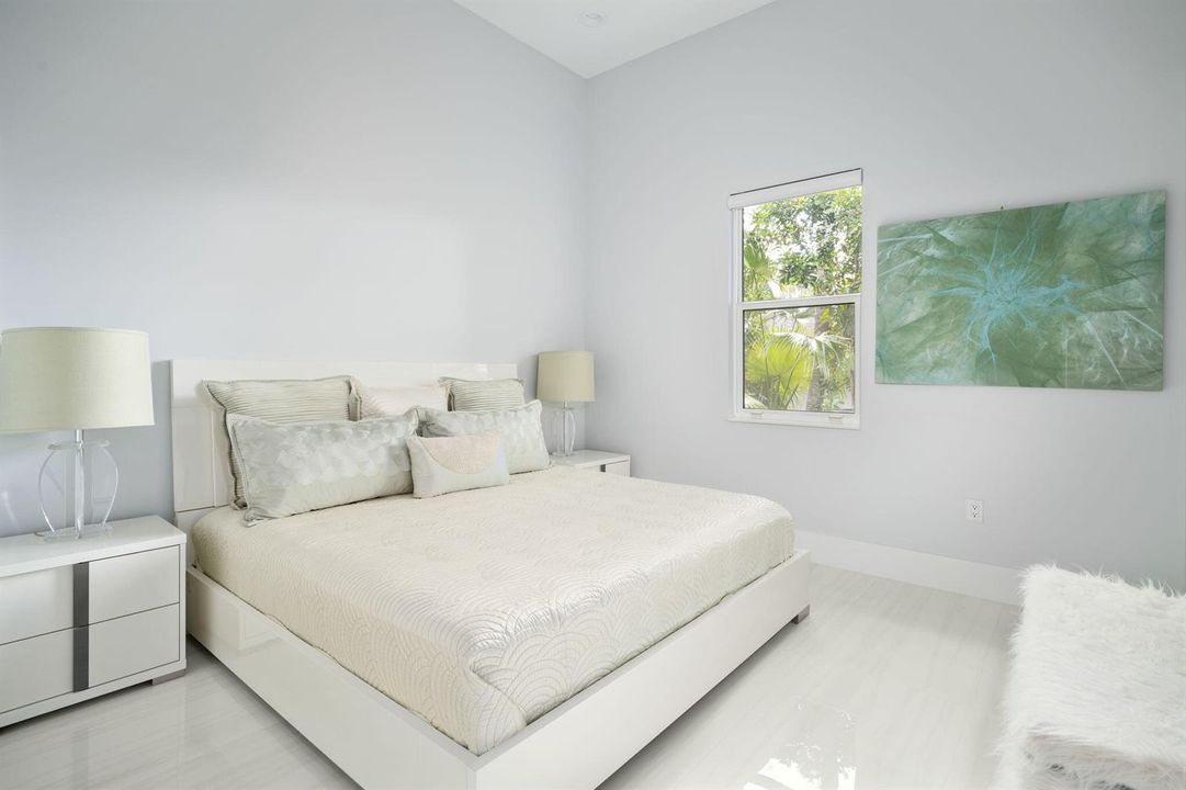 47-web-or-mls-3937 Indian River Dr-50