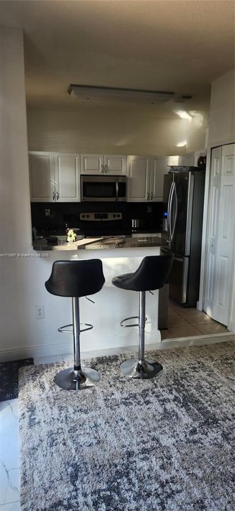 For Rent: $3,300 (3 beds, 2 baths, 1690 Square Feet)