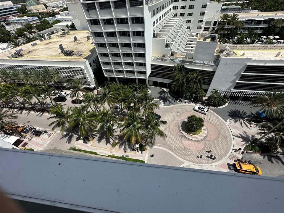 Lincoln Rd across The Ritz Carlton Hotel