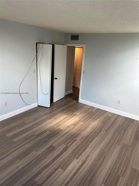 For Rent: $2,100 (2 beds, 2 baths, 1000 Square Feet)