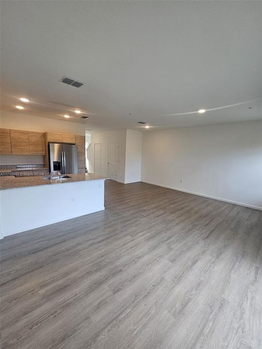 For Rent: $2,740 (3 beds, 2 baths, 0 Square Feet)