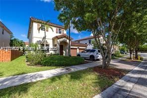 For Sale: $739,000 (4 beds, 3 baths, 3090 Square Feet)