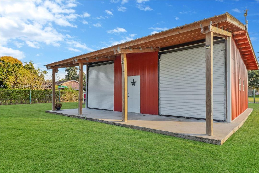 Recently Rented: $5,500 (4 beds, 3 baths, 2134 Square Feet)