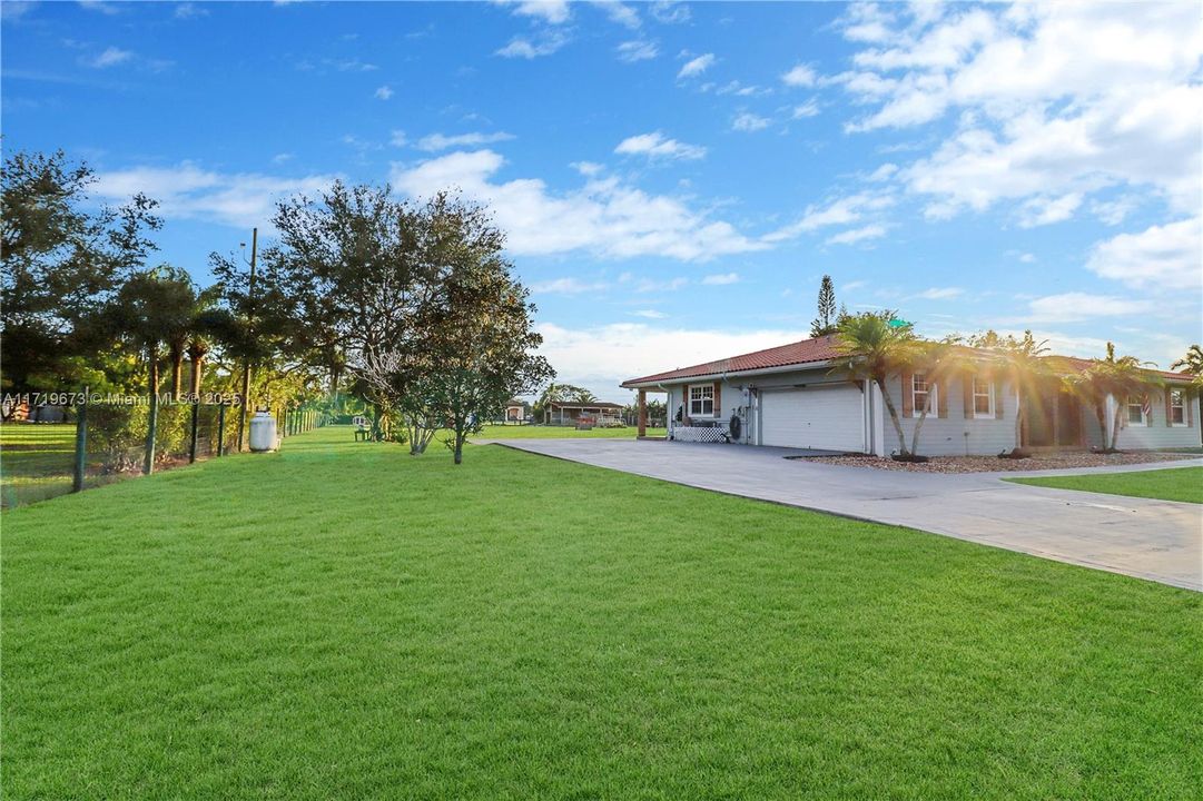 Recently Rented: $5,500 (4 beds, 3 baths, 2134 Square Feet)