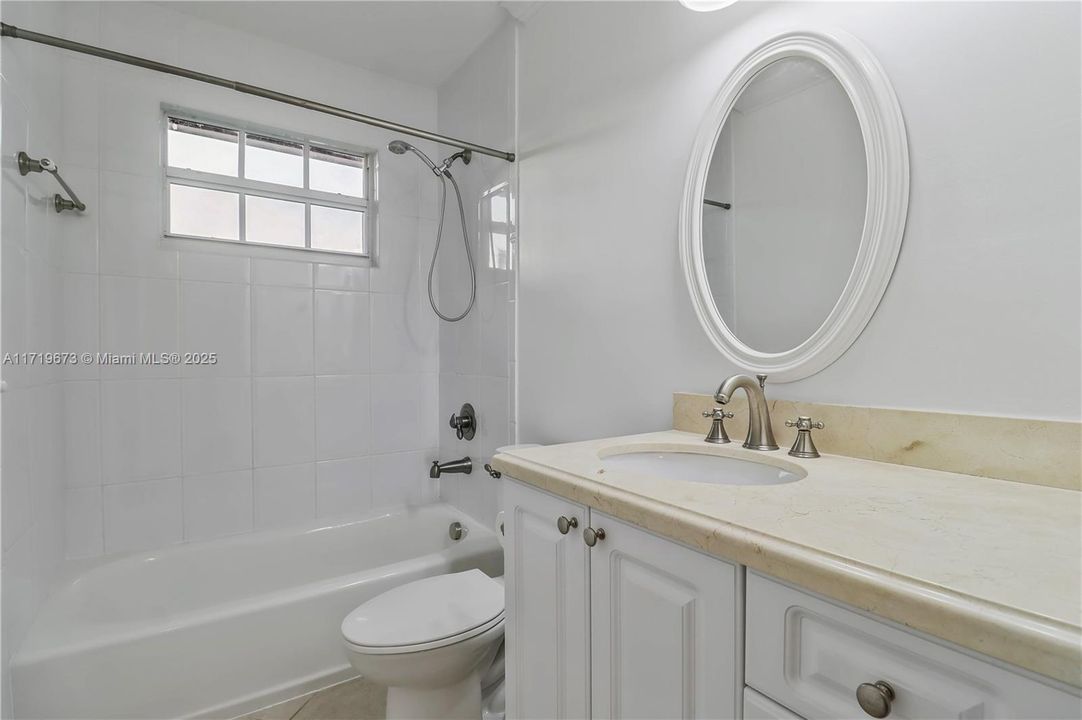 Recently Rented: $5,500 (4 beds, 3 baths, 2134 Square Feet)