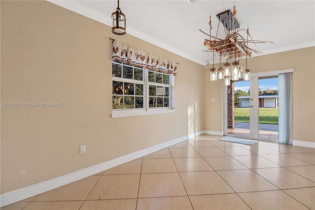 Recently Rented: $5,500 (4 beds, 3 baths, 2134 Square Feet)