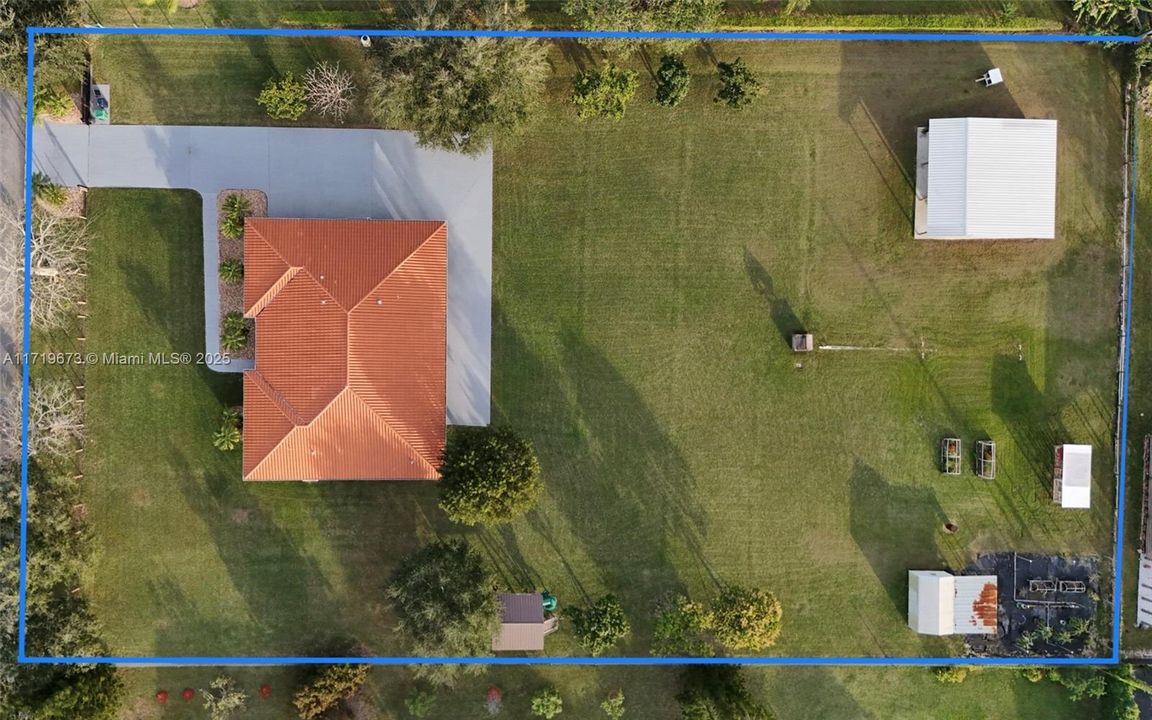 Recently Rented: $5,500 (4 beds, 3 baths, 2134 Square Feet)