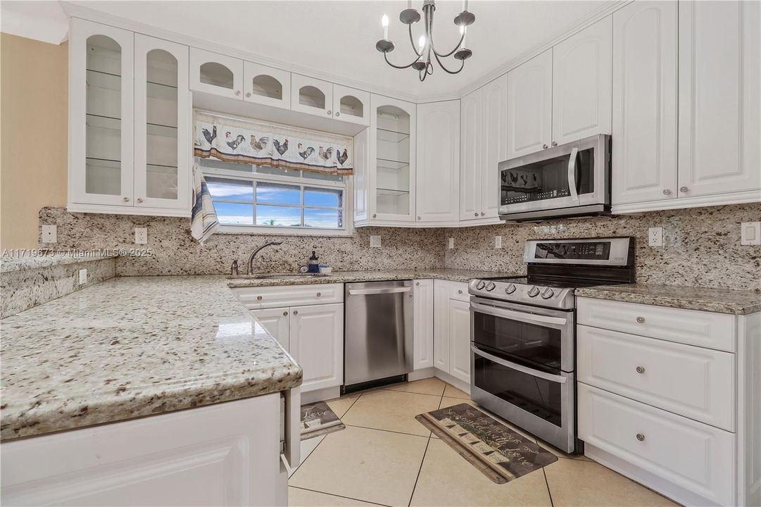 Recently Rented: $5,500 (4 beds, 3 baths, 2134 Square Feet)