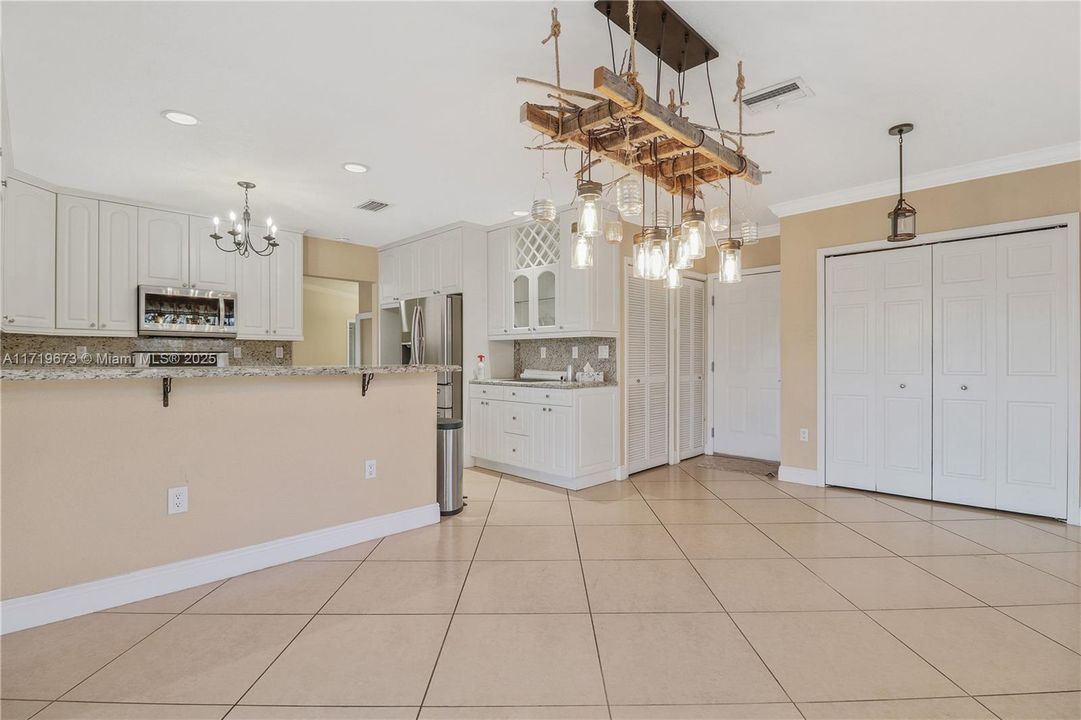 Recently Rented: $5,500 (4 beds, 3 baths, 2134 Square Feet)