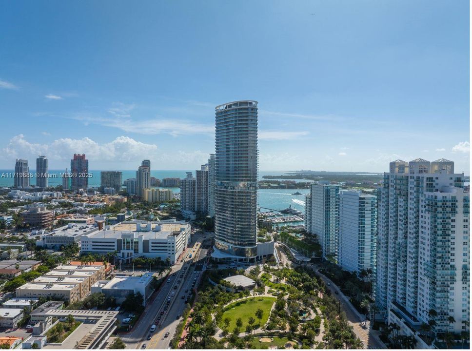 For Sale: $2,325,000 (2 beds, 2 baths, 1451 Square Feet)