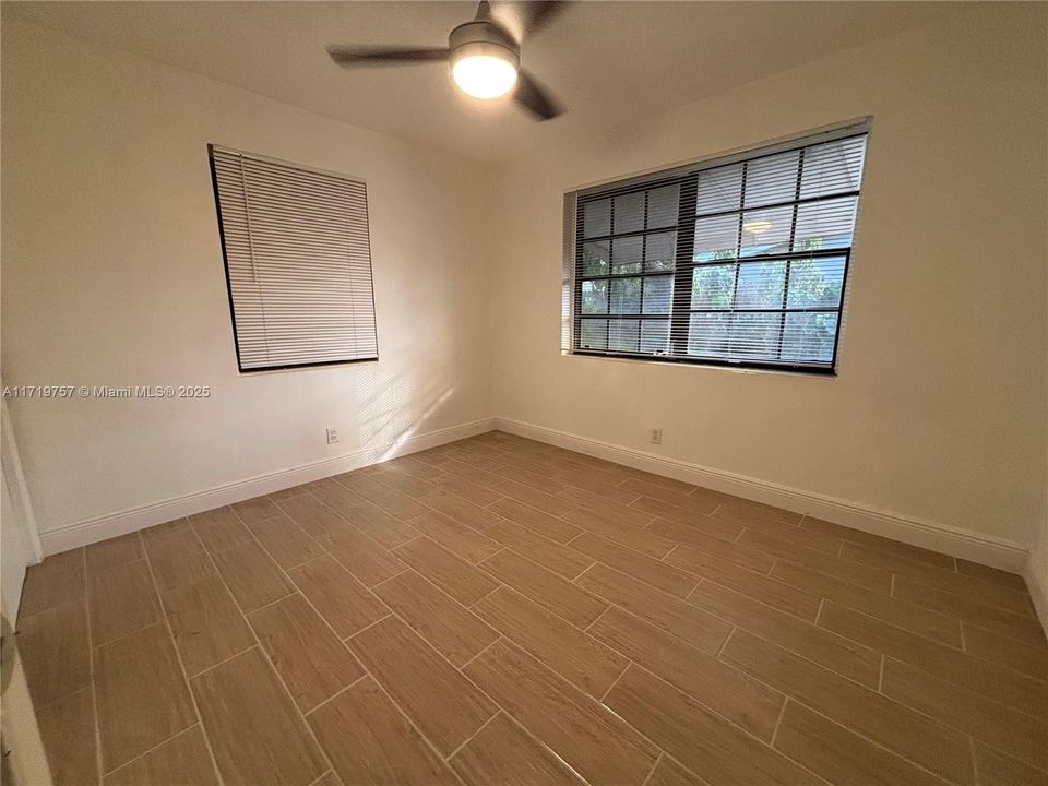 For Rent: $3,100 (3 beds, 2 baths, 1283 Square Feet)