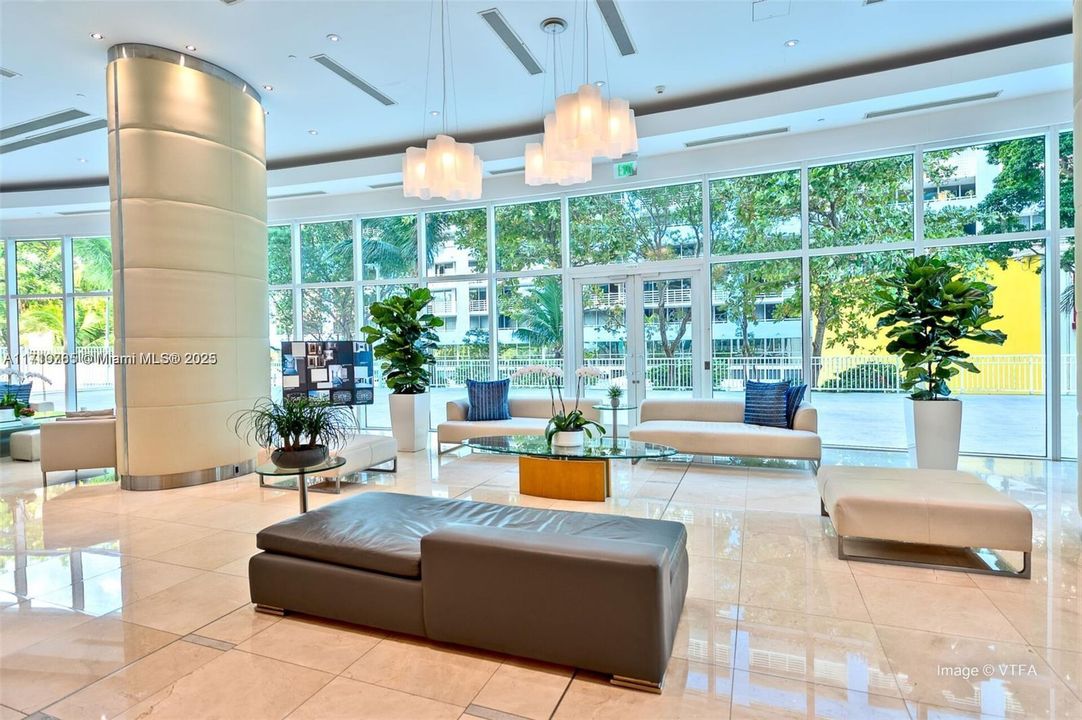 Recently Rented: $4,400 (2 beds, 2 baths, 1188 Square Feet)