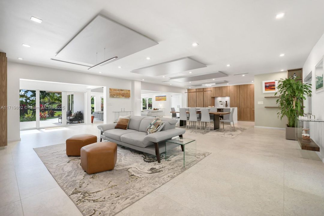 For Sale: $6,699,000 (5 beds, 5 baths, 5075 Square Feet)