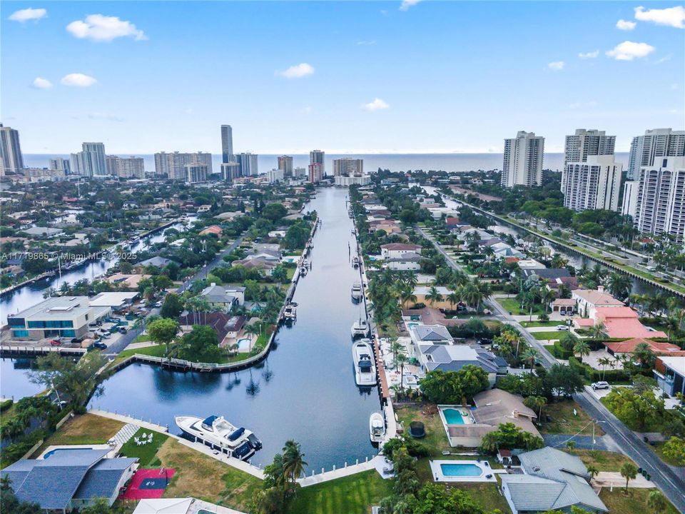 For Sale: $3,290,000 (0.29 acres)