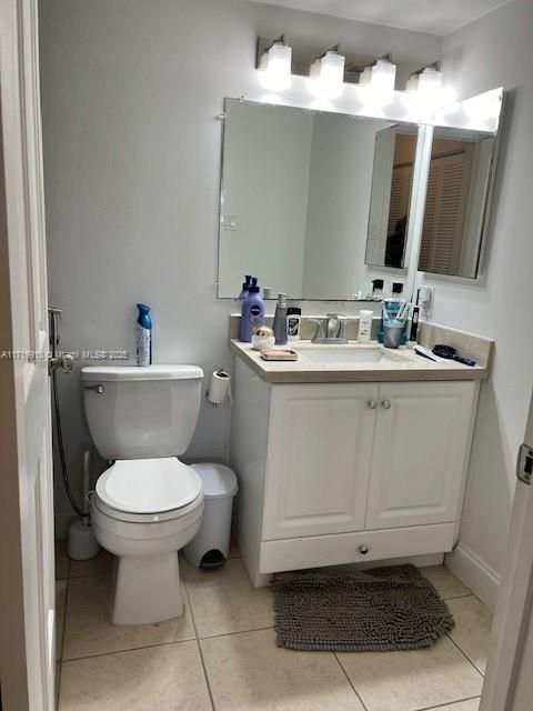 For Rent: $2,350 (2 beds, 2 baths, 1075 Square Feet)