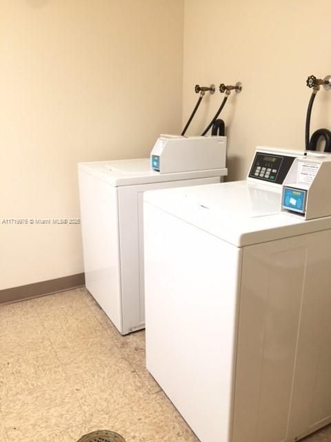 Community Washer/Dryer per floor