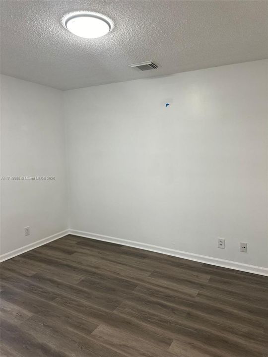 For Rent: $4,000 (3 beds, 2 baths, 1852 Square Feet)