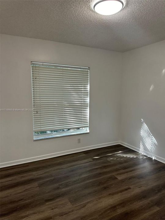 For Rent: $4,000 (3 beds, 2 baths, 1852 Square Feet)