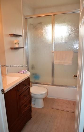 For Rent: $3,400 (3 beds, 2 baths, 1432 Square Feet)