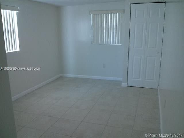 For Rent: $2,850 (3 beds, 2 baths, 1100 Square Feet)