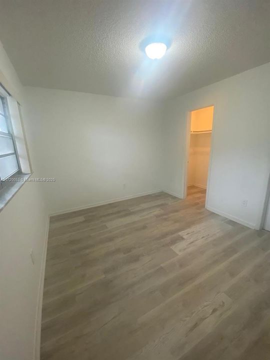 For Rent: $2,100 (2 beds, 2 baths, 913 Square Feet)