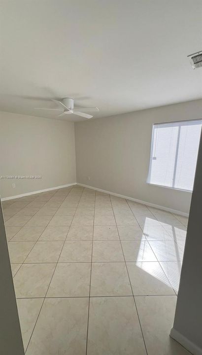 For Rent: $2,150 (2 beds, 2 baths, 991 Square Feet)