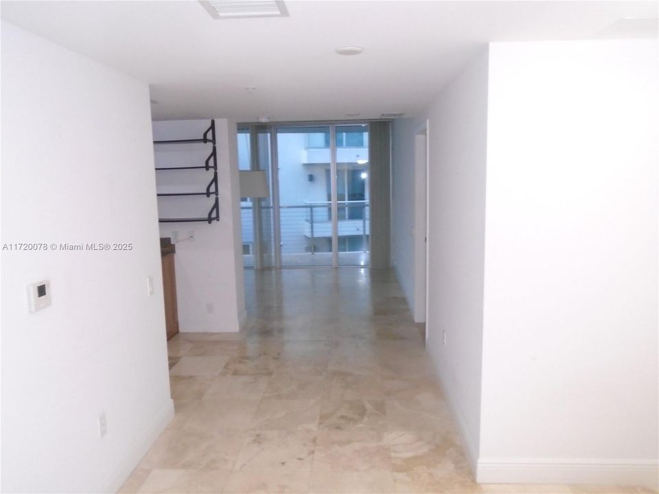 For Rent: $2,950 (2 beds, 2 baths, 1316 Square Feet)