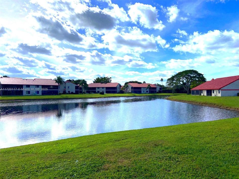 For Sale: $459,000 (3 beds, 2 baths, 1715 Square Feet)