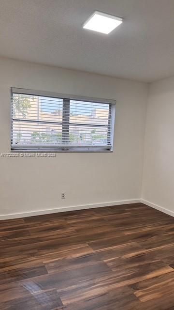 For Rent: $1,520 (1 beds, 1 baths, 427 Square Feet)