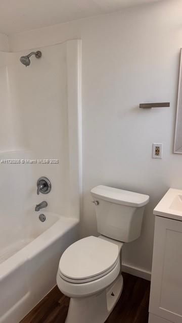 For Rent: $1,520 (1 beds, 1 baths, 427 Square Feet)