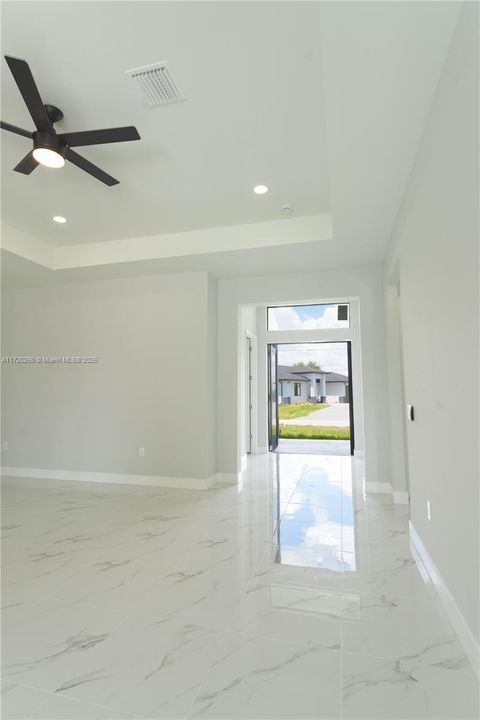 Recientemente alquilado: $3,300 (4 camas, 2 baños, 1842 Pies cuadrados)