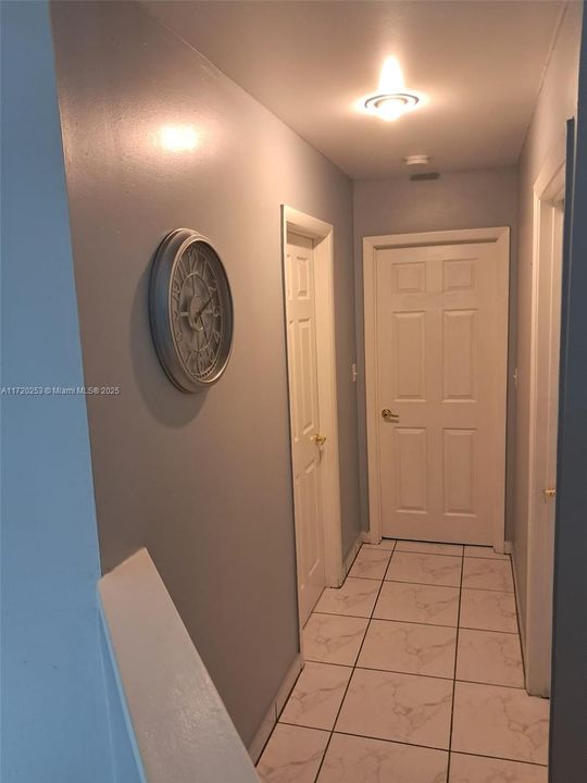 For Rent: $3,600 (4 beds, 2 baths, 1570 Square Feet)