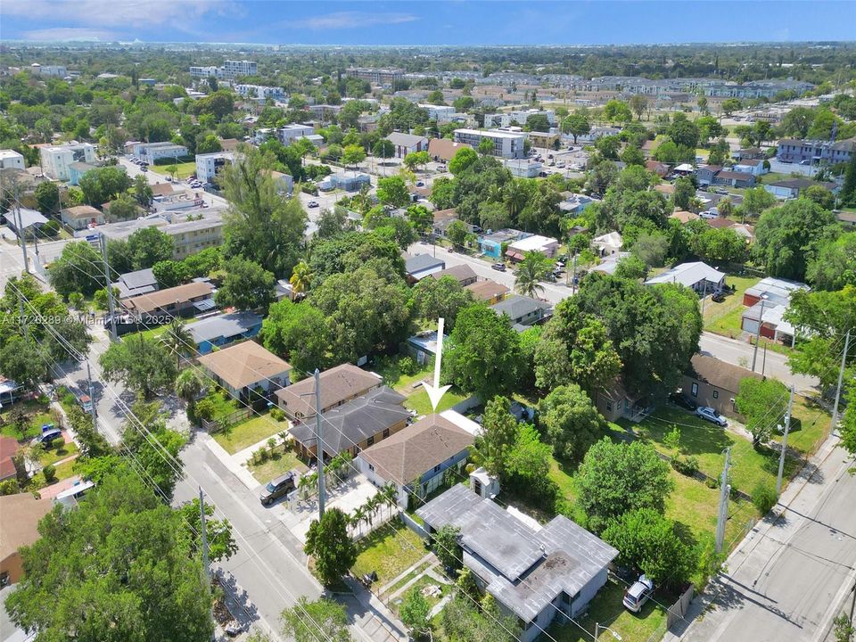 For Sale: $620,000 (4 beds, 2 baths, 1500 Square Feet)