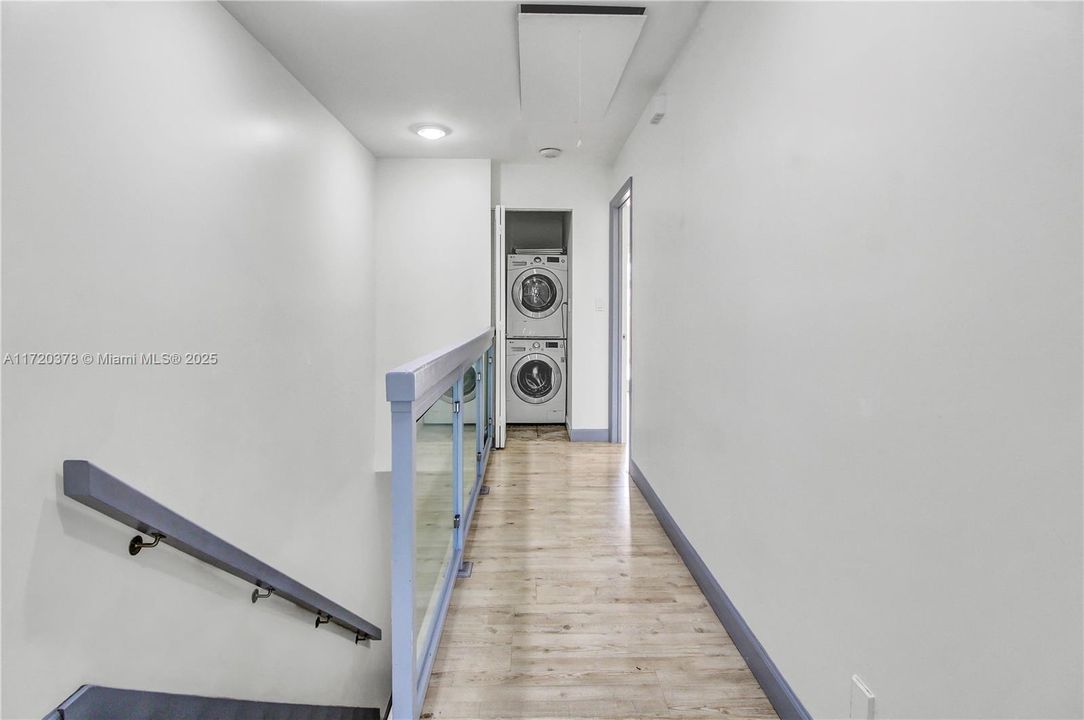 For Sale: $668,000 (2 beds, 2 baths, 1542 Square Feet)